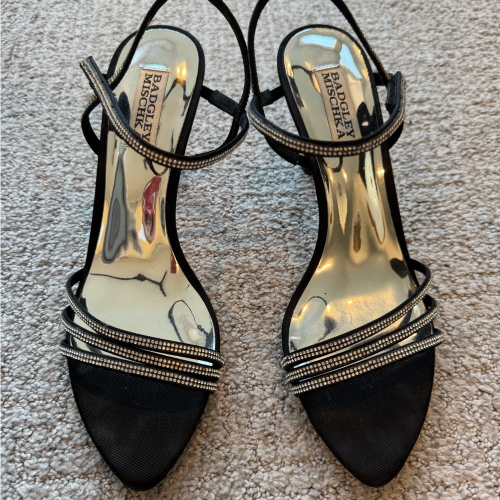Badgley Mischka Black Strappy Women's Sandals